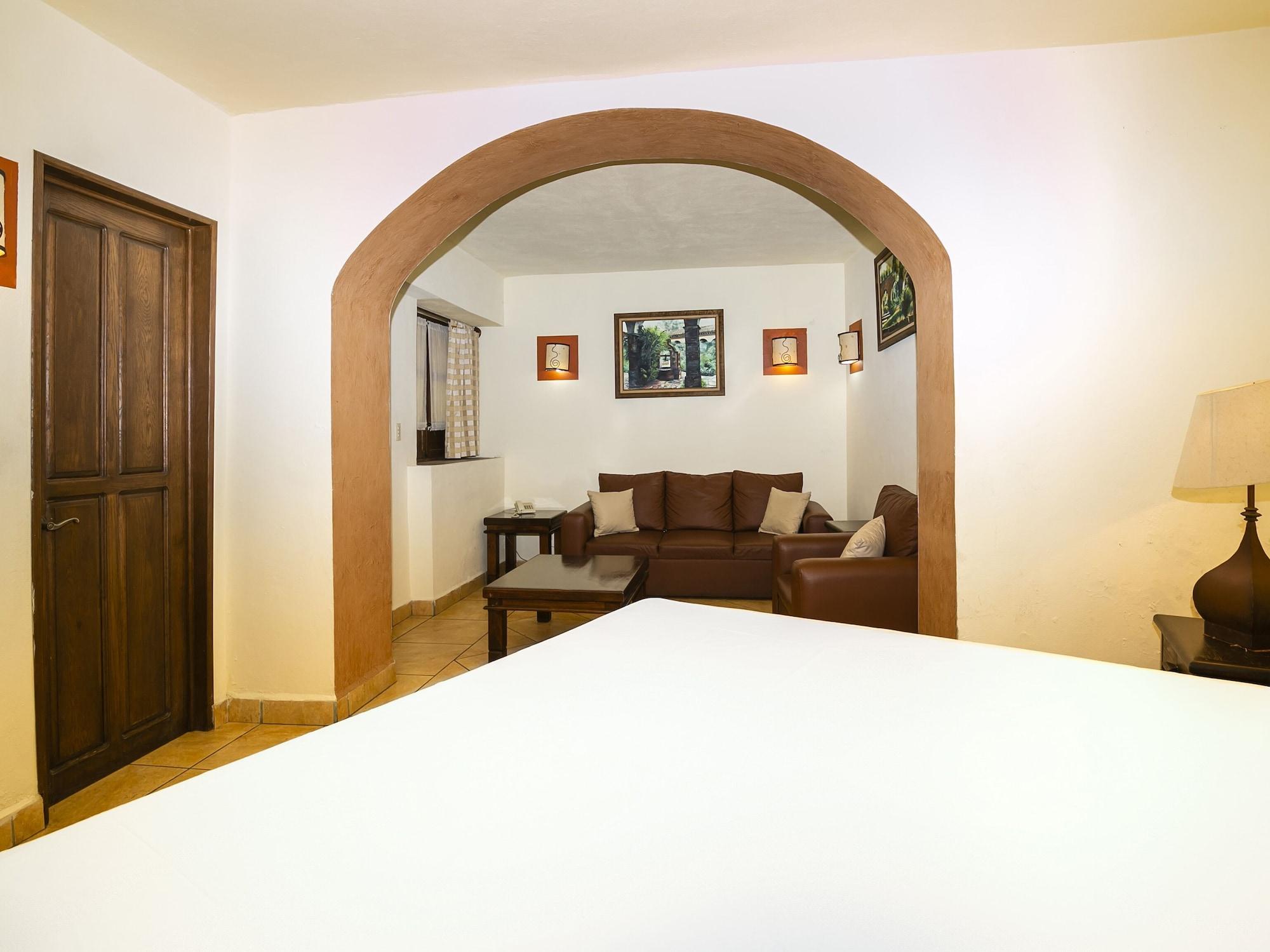 Hotel Casa Del Virrey & Suites Morelia Buitenkant foto