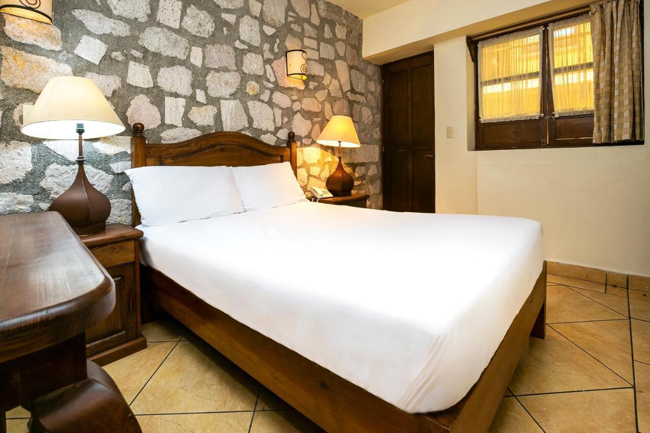 Hotel Casa Del Virrey & Suites Morelia Buitenkant foto